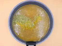 Jak zaklepać zupę? Sprawdzone metody na idealną gęstość