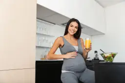 Zgaga w ciąży? Odkryj bezpieczne sposoby na natychmiastową ulgę!