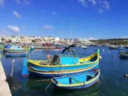 Najlepsze miejsca, gdzie zjeść w Marsaxlokk - odkryj lokalne smaki