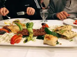 Prawdziwy turecki kebab: Czy wiesz, czym różni się od polskiego?