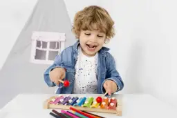 Muzyka klasyczna dla przedszkolaka: Rozwój, emocje i gotowe zabawy