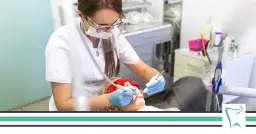 Jak opanować odruch wymiotny u dentysty? Porady eksperta.