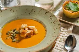 Ile piec dynię do zupy, aby była idealnie miękka i smaczna?