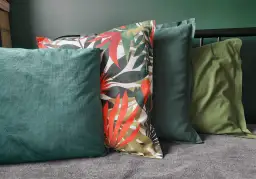 Jak uszyć poduszkę dekoracyjną: proste sposoby na wyjątkowy efekt