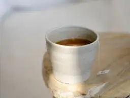 Jak skutecznie usunąć osad z herbaty - 5 sprawdzonych metod