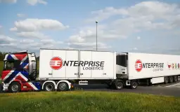 Ile długości ma naczepa tira? Poznaj regulacje i praktyczne wymiary