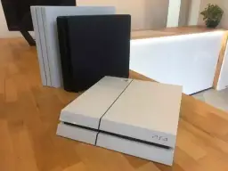 PS4 w lombardzie: Na co uważać przy zakupie? Poradnik