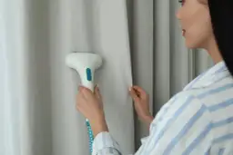 Jaka parownica do firan? Wybierz idealną i prasuj bez wysiłku!