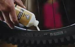 Czy do opony bezdętkowej można założyć dętkę? Oto co musisz wiedzieć