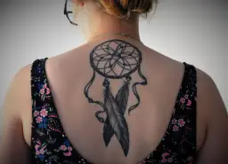 Łapacz snów tatuaż: Odkryj głębię symboliki i wybierz świadomie