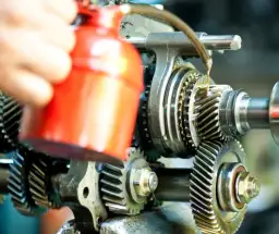 Jaki olej do skrzyni biegów manualnej: kluczowe informacje, które musisz znać