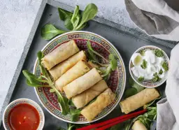 Jak zrobić sajgonki wegetariańskie, które zachwycą Twoich gości