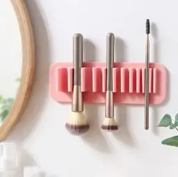 Jak prawidłowo przechowywać pędzle do makijażu, aby uniknąć zniszczeń i bakterii