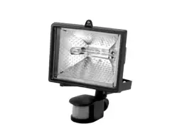 Reflektor z czujnikiem ruchu, który pomoże Ci dowiedzieć się, jak wyregulować czujnik zmierzchu.