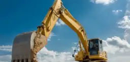Zarobki operatora koparki w Polsce: Ile naprawdę zarobisz?