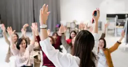 Motywacja pracowników: Czerwony alarm dla firm. Jak zwiększyć zaangażowanie?