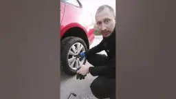 Jak zdjąć zapieczone koło w naczepie? Skuteczny poradnik krok po kroku