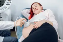 Jak wygląda badanie połówkowe? Co musisz wiedzieć przed USG