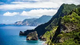 Kiedy jechać na Maderę, aby uniknąć złej pogody i tłumów?