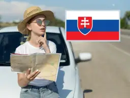 Kobieta z mapą przy aucie, zastanawia się nad trasą na Słowacji. Flaga Słowacji obok.