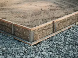 Jaki żwir pod płytę fundamentową? Wybór, parametry, cena