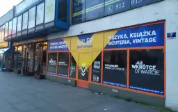 Gdzie oddać ubrania w Szczecinie? Sprawdź najlepsze miejsca na donation