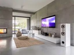 Jak podłączyć głośniki do telewizora? Odkryj najlepszą metodę!