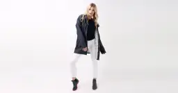 Płaszcz czy kurtka przeciwdeszczowa w góry? Ekspert radzi!