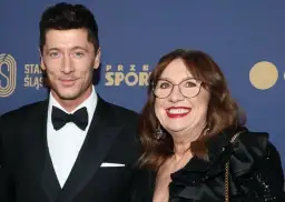 Ile lat ma mama Roberta Lewandowskiego? Poznaj Iwonę Lewandowską