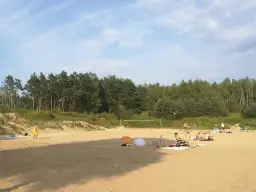 Jezioro Trzcińskie – idealne miejsce na relaks i aktywny wypoczynek