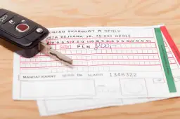 Jaki symbol ma mandat karny? Zrozum, jak uniknąć kłopotów z płatnościami