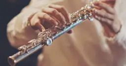 Jak nauczyć się grać na flecie? Poradnik dla początkujacych