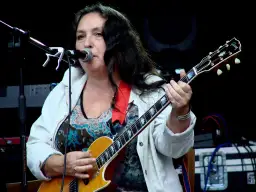 Domy z betonu kto śpiewa - Martyna Jakubowicz i jej hit z 1982