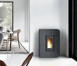 Czy piec na pellet można wyłączać na noc bez ryzyka chłodzenia domu?