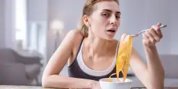 Skutki uboczne głodówki: co może zagrażać twojemu zdrowiu?