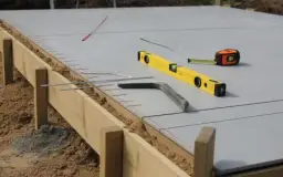 Idealna folia pod taras: uniknij wilgoci i zniszczeń fundamentu