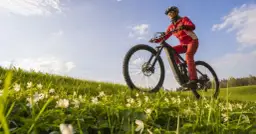 Jakie sporty można uprawiać? Odkryj najlepsze opcje dla siebie