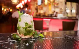 Mojito drink jaki rum - najlepszy wybór rumu do idealnego koktajlu
