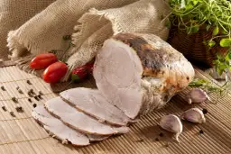 Jak idealnie przygotować wieprzowinę długo pieczoną w niskiej temperaturze