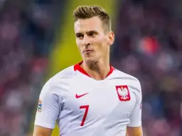 Arkadiusz Milik - ile naprawdę ma wzrostu w świecie piłki nożnej?