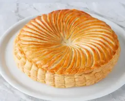 Ingrédients essentiels pour une galette des rois parfaite et savoureuse