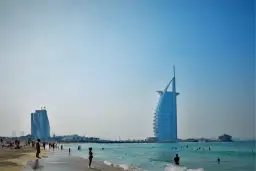 Czy w Emiratach jest bezpiecznie? Odkryj prawdę o bezpieczeństwie