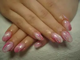 Stylizacja paznokci Bielawa - najlepsze usługi i salony w mieście