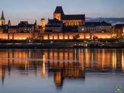 Toruń: Co zwiedzić? Przewodnik po atrakcjach i praktyczne wskazówki