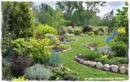 Ogród bez trawnika: 6 sprytnych alternatyw, które odmienią Twój ogród