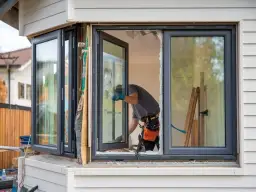 Ile kosztuje wymiana okna w domu? Poznaj ukryte koszty i oszczędności