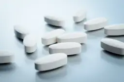 Skutki uboczne apapu – na co zwrócić uwagę przed zażyciem leku?