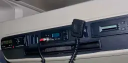 Jak podłączyć CB radio w ciężarówce bez zbędnych problemów?