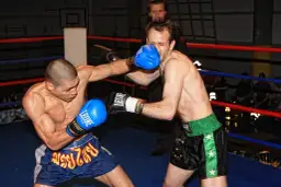 Waga musza: Ile kg? Limity MMA i boksu UFC, KSW i więcej!