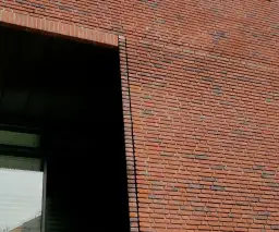 Dylatacja budynku co ile metrów? Oto kluczowe zasady i wskazówki